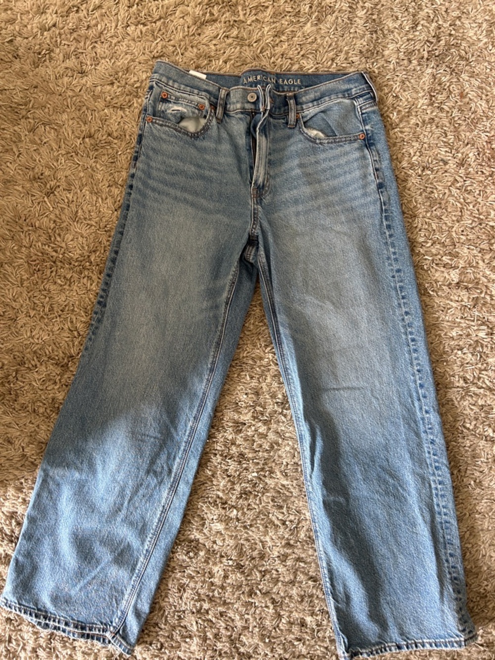 American Eagle Outfitters Light Wash Straight-Leg Jeans